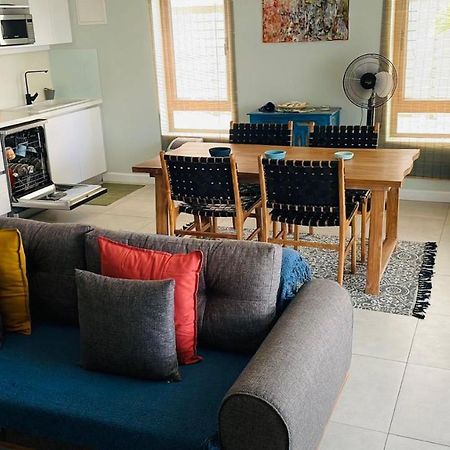 Beachcove Apartment 2 Pereybere Beach Εξωτερικό φωτογραφία