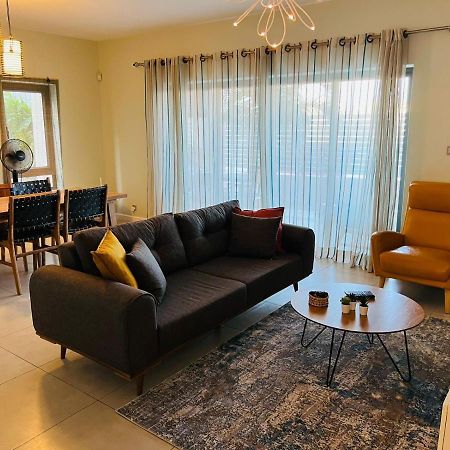 Beachcove Apartment 2 Pereybere Beach Εξωτερικό φωτογραφία