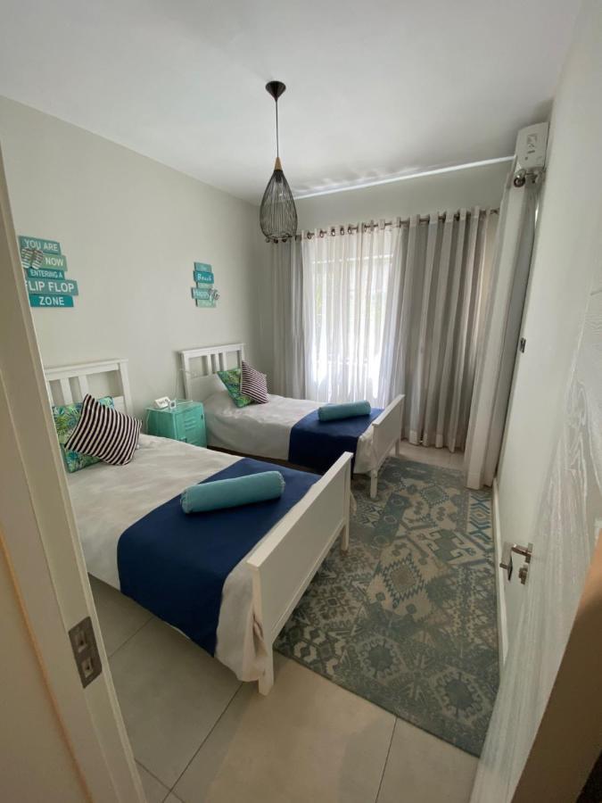 Beachcove Apartment 2 Pereybere Beach Εξωτερικό φωτογραφία