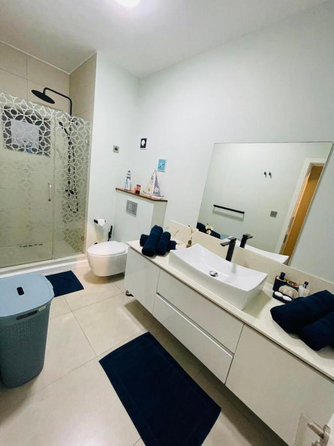 Beachcove Apartment 2 Pereybere Beach Εξωτερικό φωτογραφία