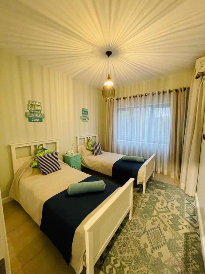Beachcove Apartment 2 Pereybere Beach Εξωτερικό φωτογραφία