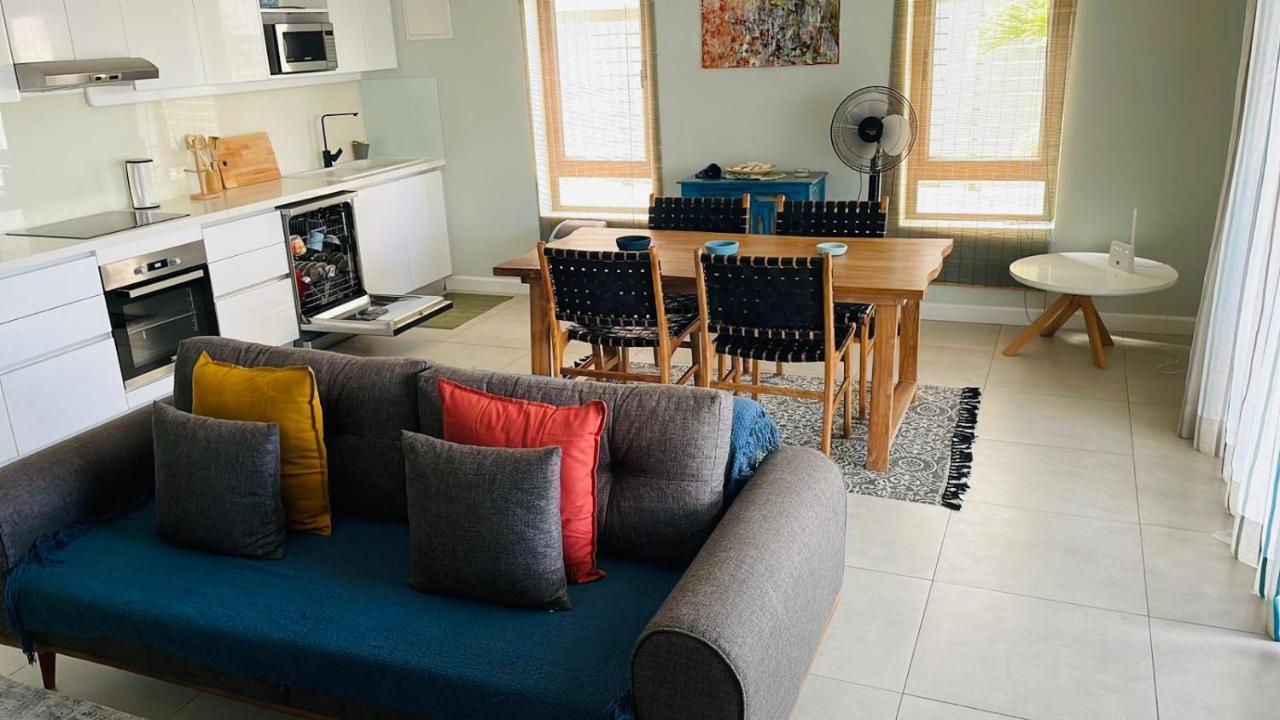 Beachcove Apartment 2 Pereybere Beach Εξωτερικό φωτογραφία